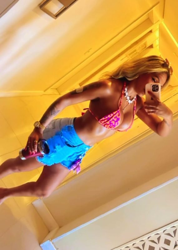Thássia Vidal 10