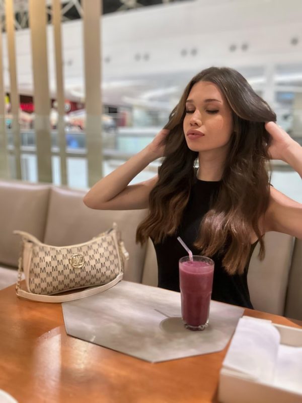 Isabela Branquinha 4