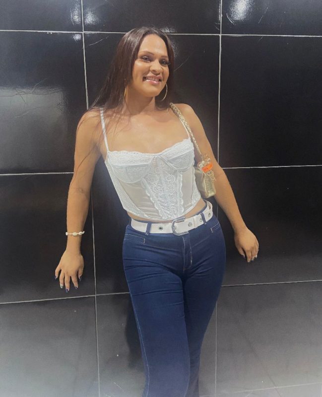 Kamylla Travesti 25