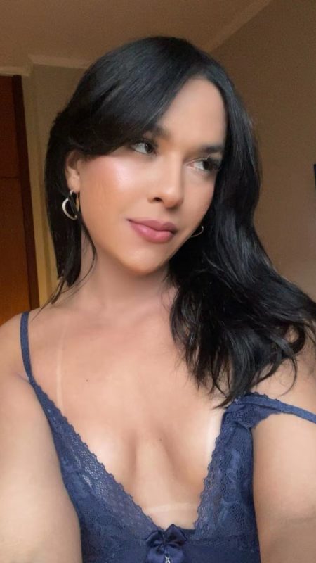Mirella Queiroz 1