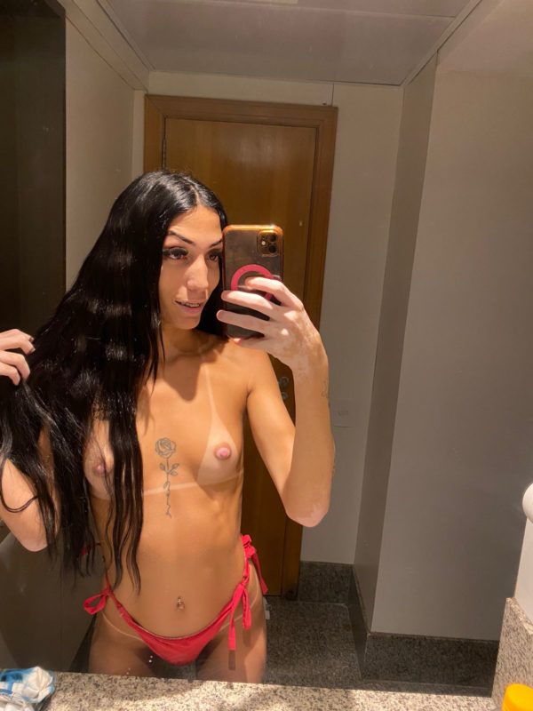 Agatha Ninfetinha 8
