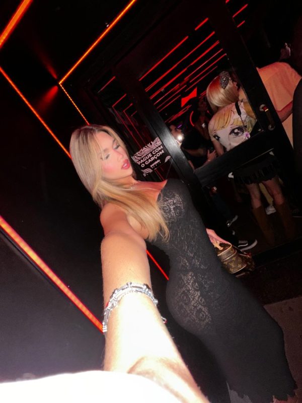 Isabela Duarte 25