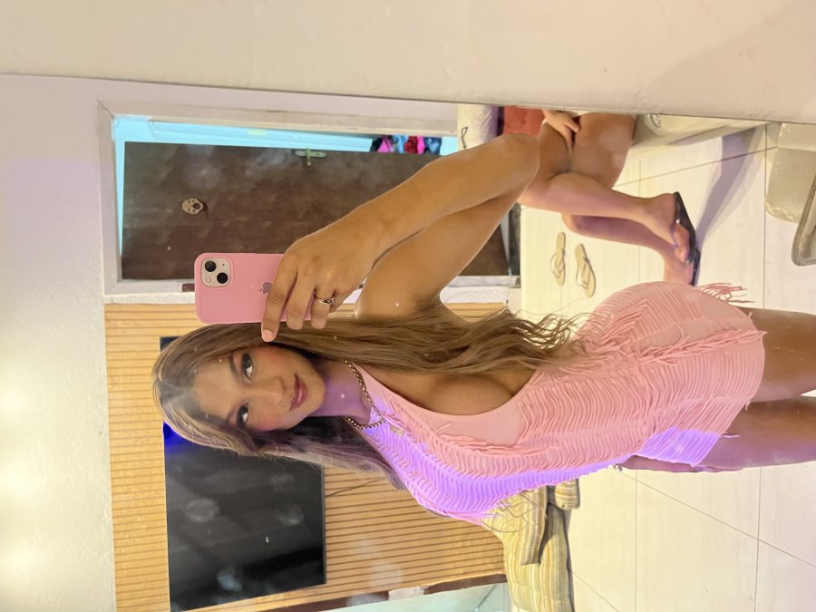 Dafne Campos 20