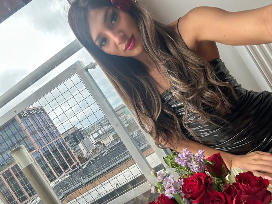 Laura XLL 18