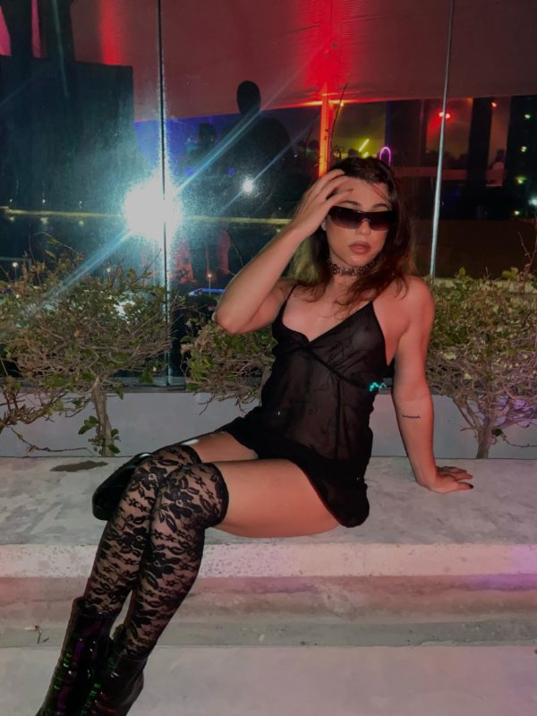 Letícia Lins 12