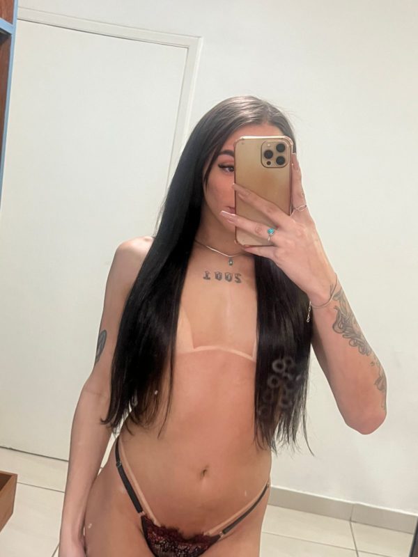 Alice Moura 4