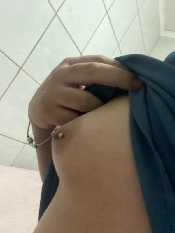 Vicky Trans 10