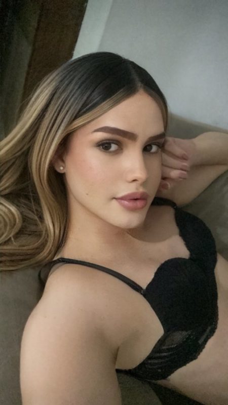 Isabella Nunes 5