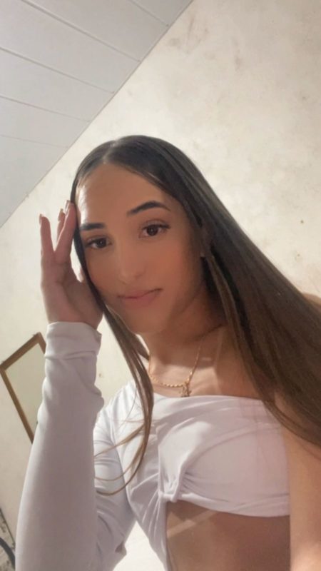 Isabelly 8