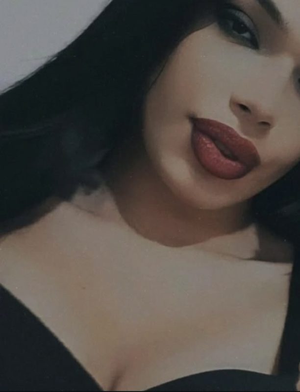 Paola Uccman 6