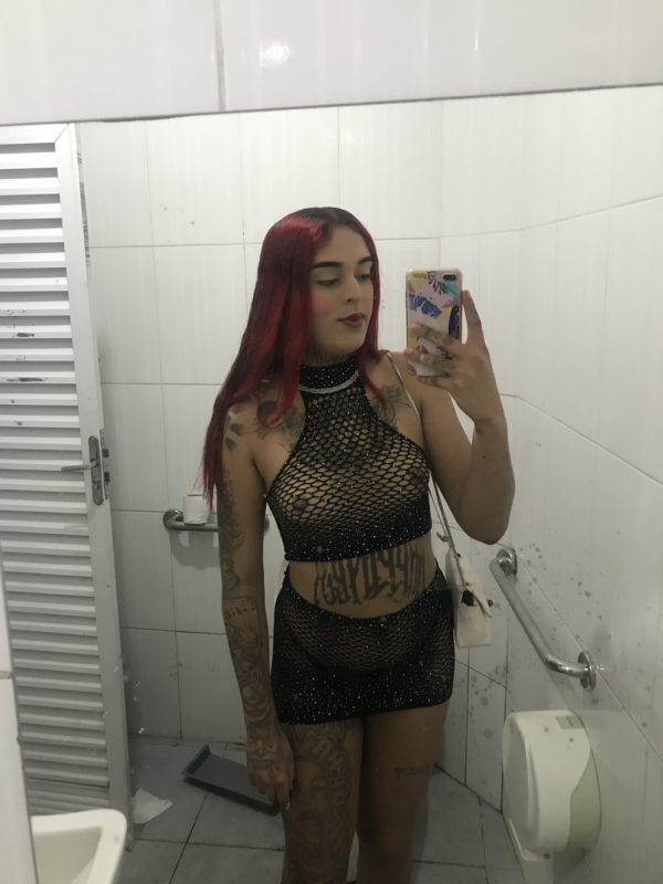 Lara Tesão 1