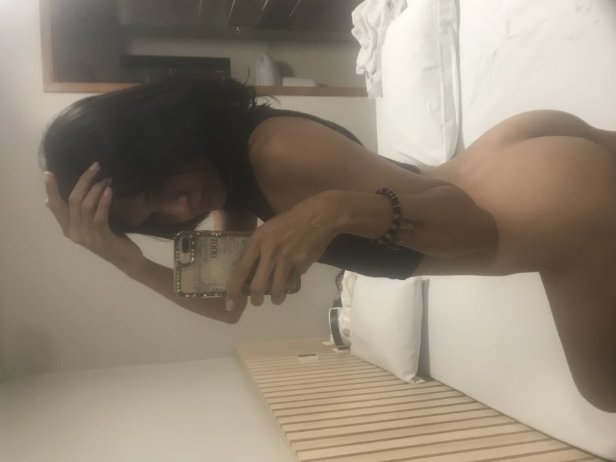 Ary Gostosa 2
