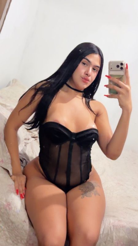 Laura Beatriz 1