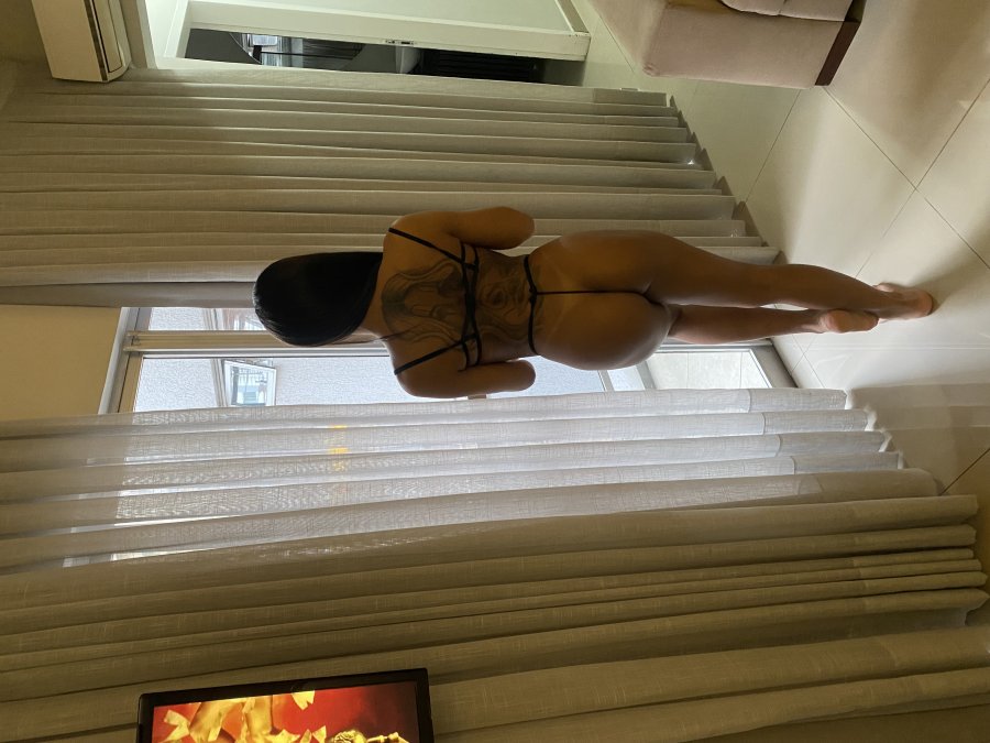 Melissa Victoria 4