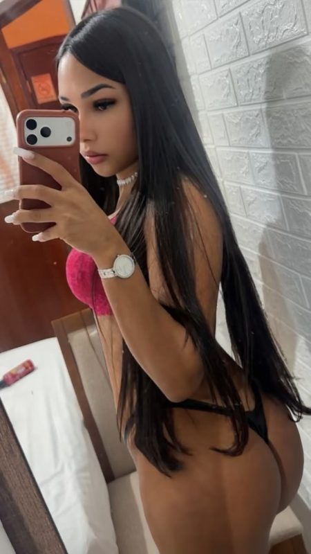Júlia Ninfeta 3