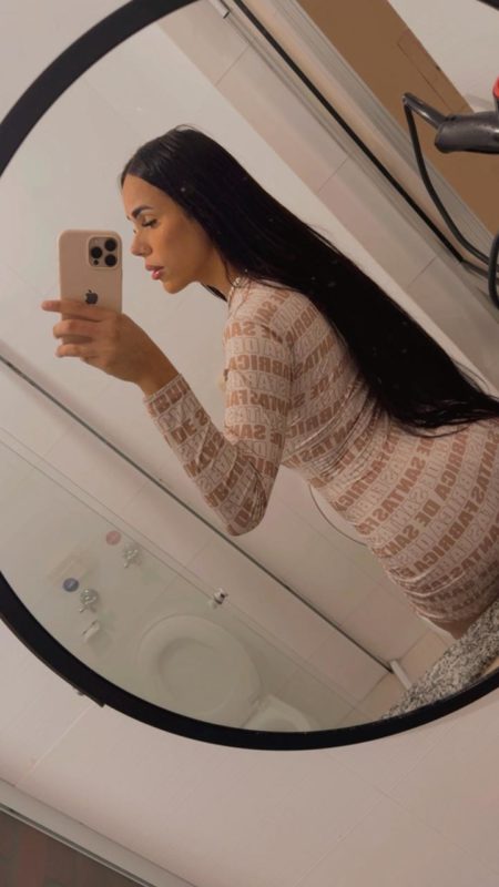 Mirella Queiroz 13