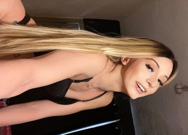 Angelina Boneca