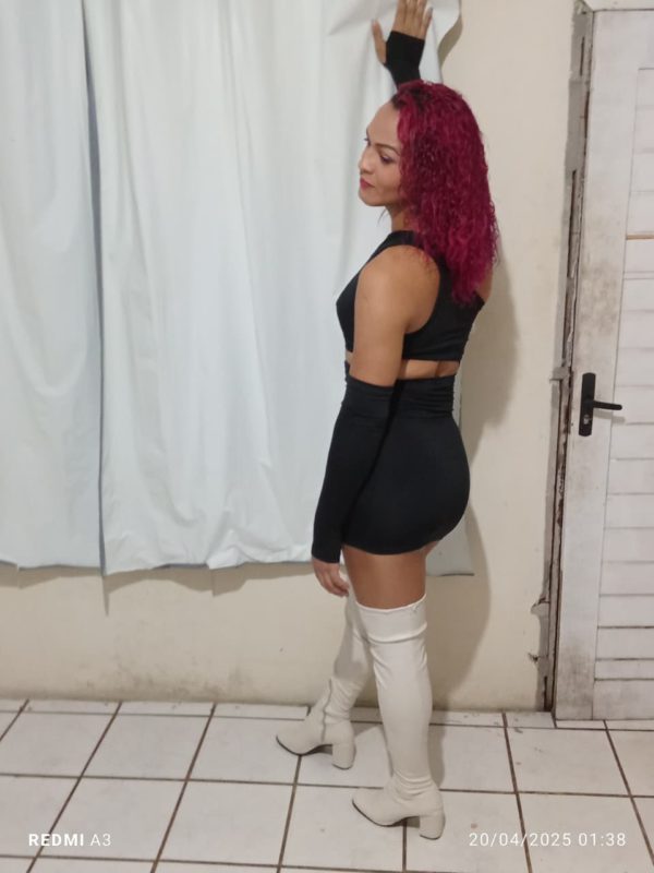Suanne Honey 16