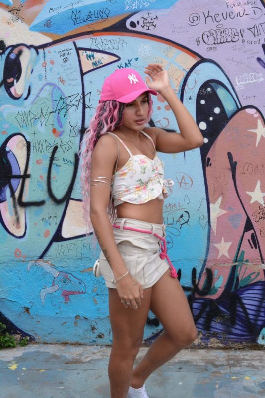 Ashley Oliveira 18