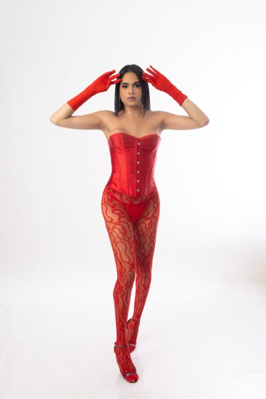 Karly Belinni 9