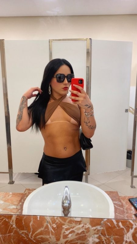 Gabriela Castro 19