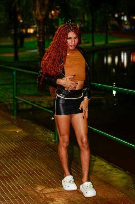 Ashley Oliveira 2