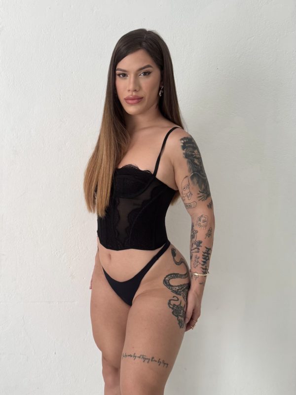 Polliana Alves 4