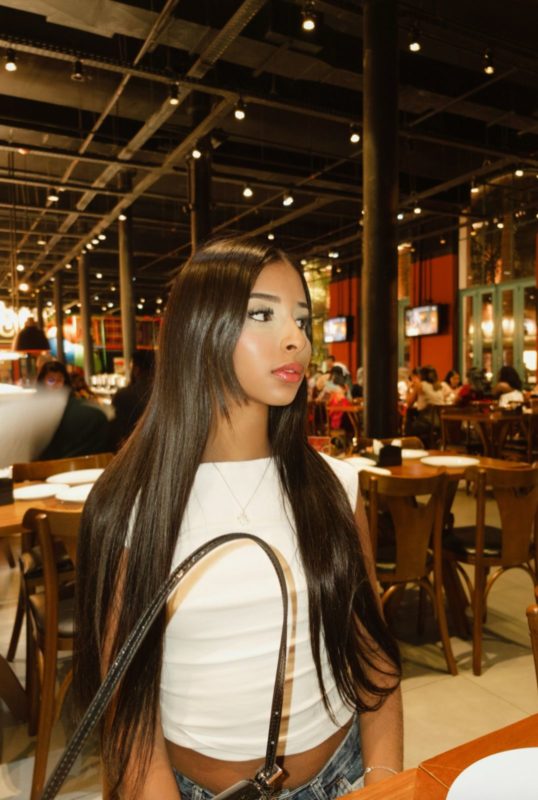 Lua Zayed 23