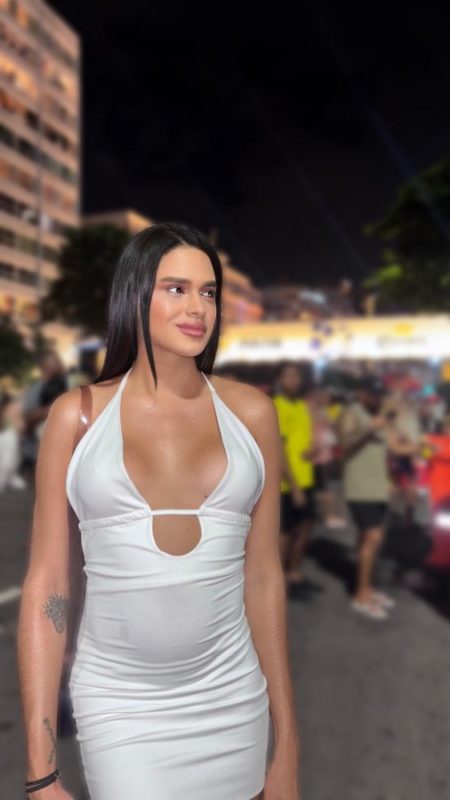 Karly Belinni 1