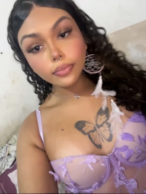 Laura Gulosa 1