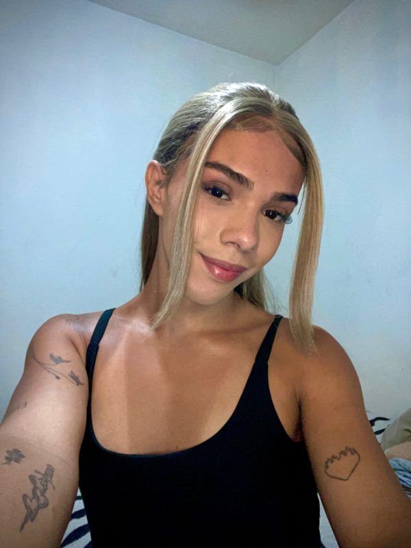 Loira Quente 4
