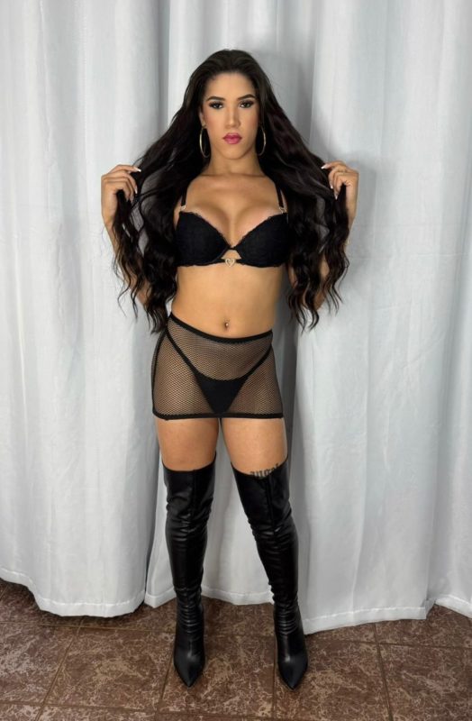 Isabella Mendes 4
