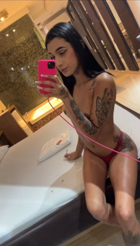 Angel Victoria 18
