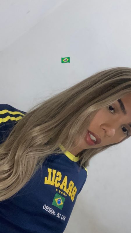 Loira Quente 4