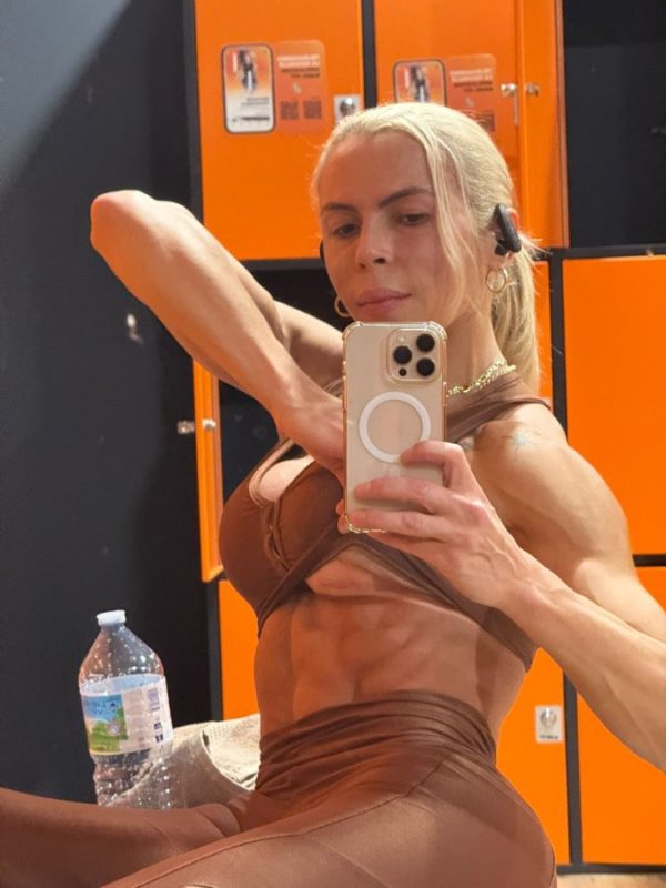 Kailaine Belle 4