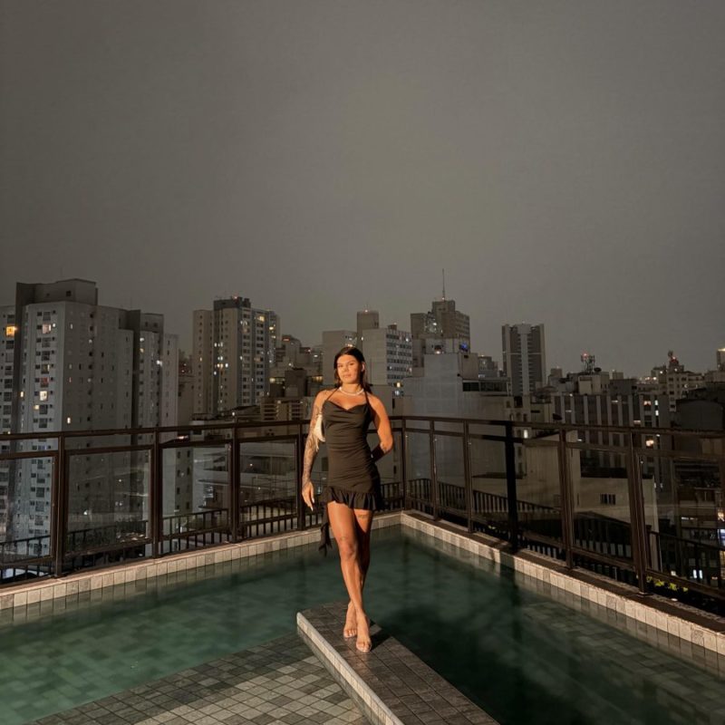 Esther Ribeiro 27