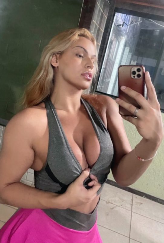 Mia Fortunatto 30