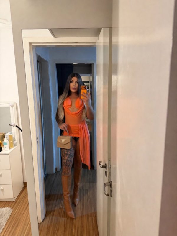 Esther Ribeiro 14