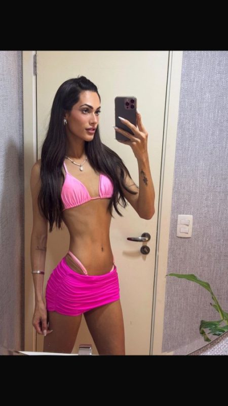 Laisa Muniz 16