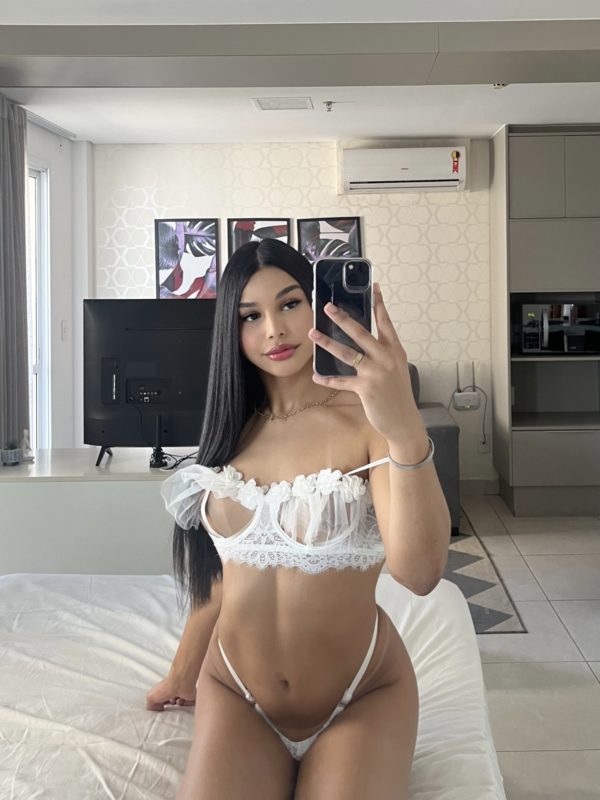 Sofia Angellot 3