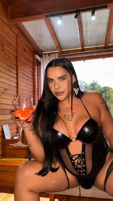 Francine Paixão 10