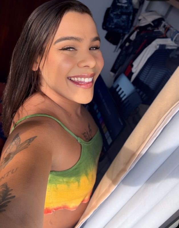 Francine Paixão 43