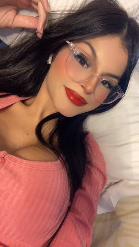 Larissa Oliveira 14