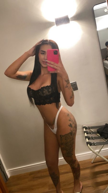 Larissa 9