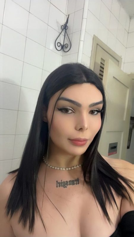 Aghata Mirella 1