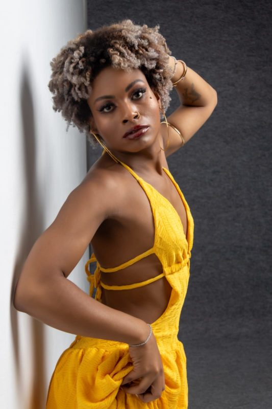 Gabriela Massagens 25