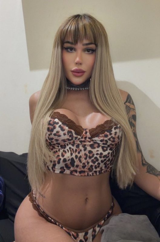 Bruna Louize 57