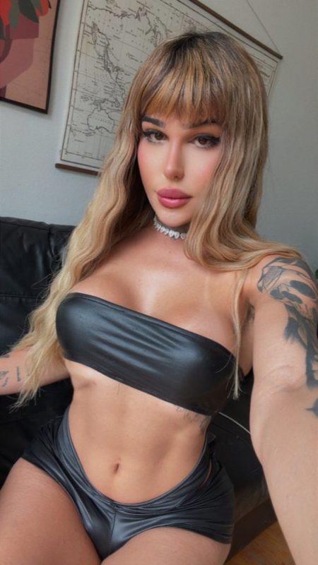 Bruna Louize 25