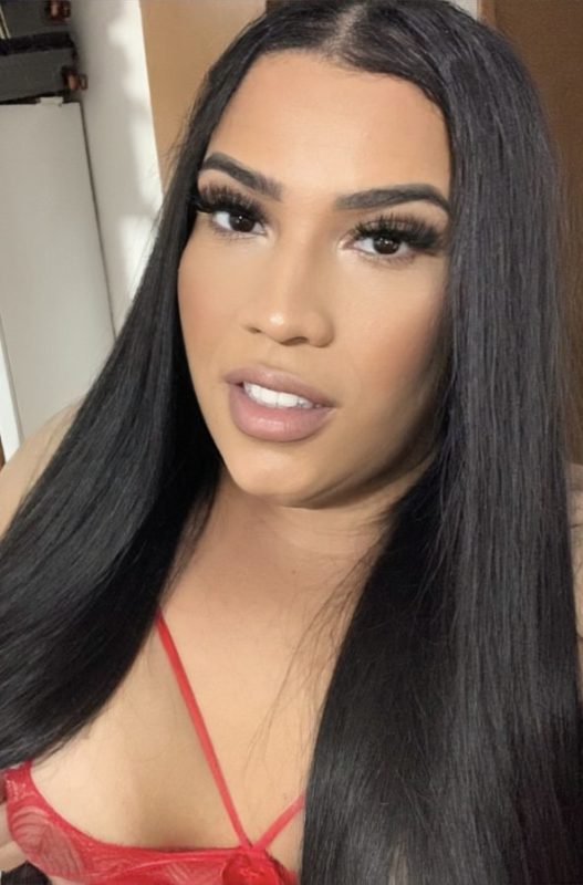 Emilly Farias 2