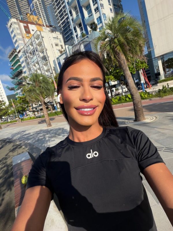Mirella Dotada 11